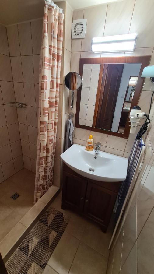Gyulai Fuerdoe Apartman Экстерьер фото