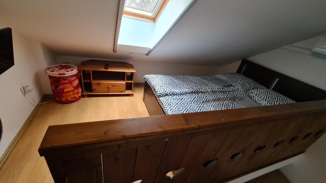 Gyulai Fuerdoe Apartman Экстерьер фото