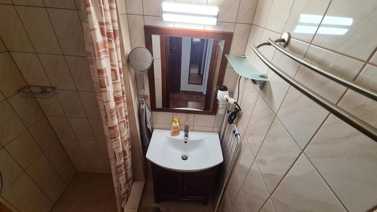 Gyulai Fuerdoe Apartman Экстерьер фото