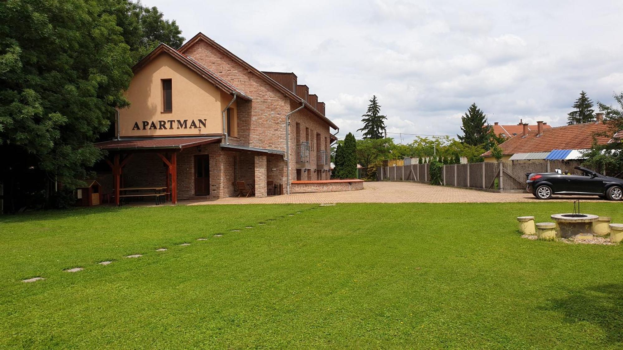 Gyulai Fuerdoe Apartman Экстерьер фото